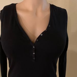 Long sleeve black tee.